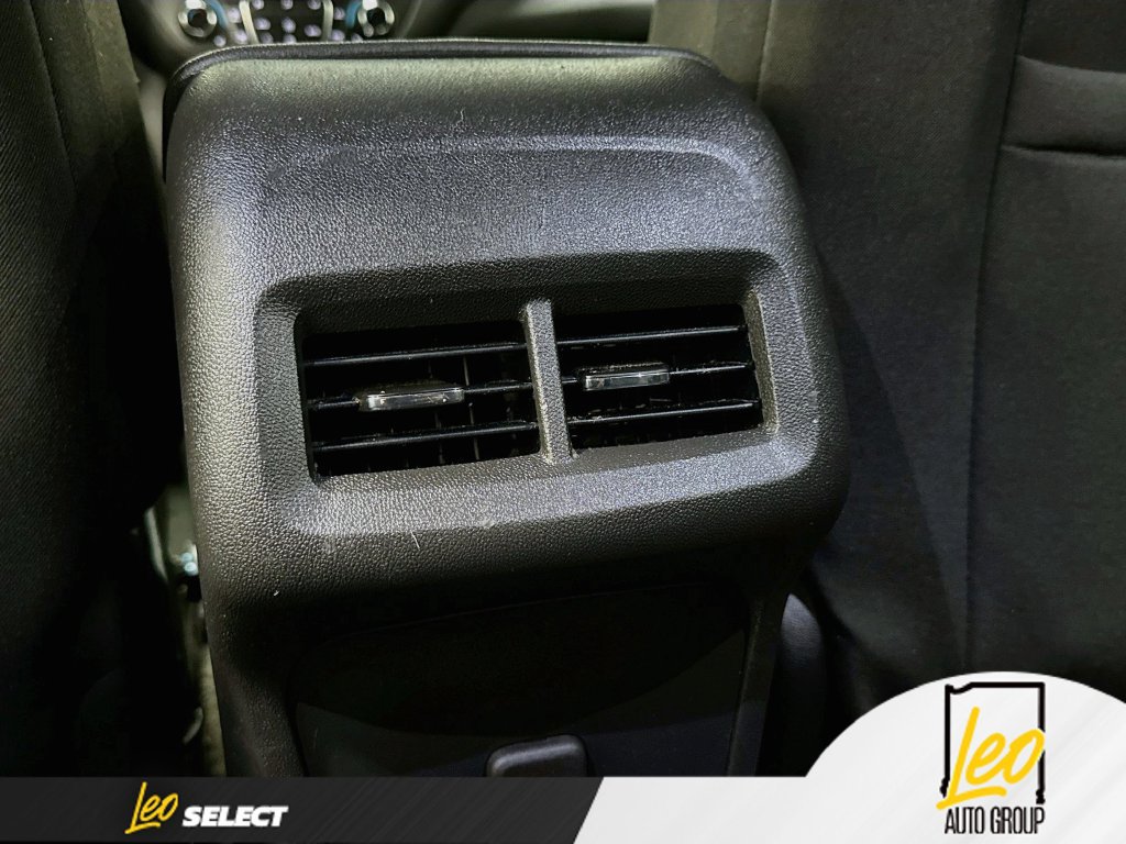Used 2023 Chevrolet Equinox LT FWD image 27