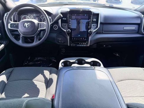 Used 2025 RAM 2500 Big Horn AWD/4WD image 3