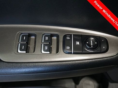 Used 2019 Kia Optima S image 6