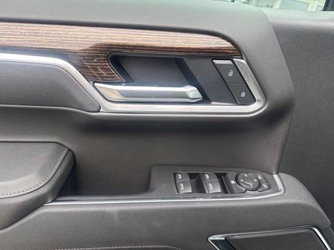 New 2026 GMC Sierra 1500 Elevation w/ Elevation Select Package AWD/4WD image 12