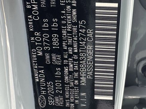 New 2026 Hyundai Venue SE FWD image 31