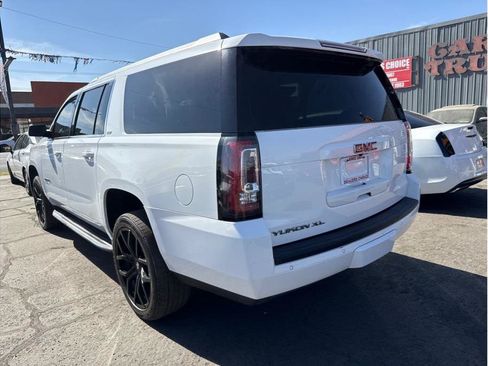 Used 2019 GMC Yukon XL SLT AWD/4WD image 20