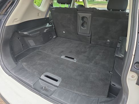 Used 2019 Nissan Rogue S FWD image 19