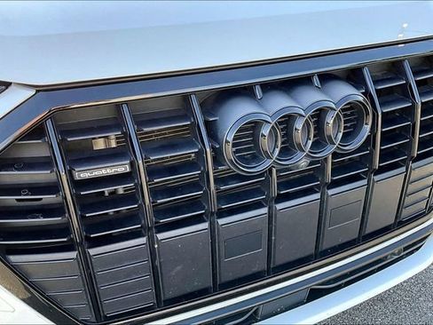 Used 2023 Audi Q3 2.0T Premium Plus w/ Premium Plus Package image 28