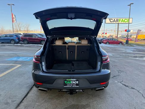 Used 2018 Porsche Macan Sport Edition image 12