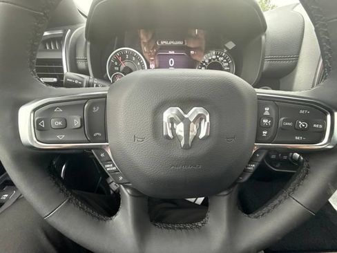 Used 2025 RAM 1500 Laramie AWD/4WD image 19