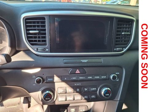 Used 2020 Kia Sportage LX w/ LX Popular Package FWD image 13