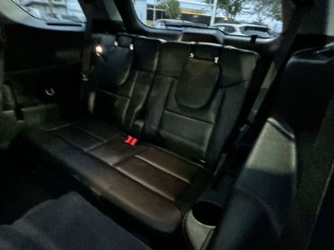 Used 2023 Ford Explorer XLT w/ Equipment Group 202A image 33