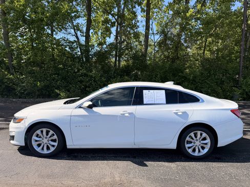 Used 2022 Chevrolet Malibu LT FWD image 6