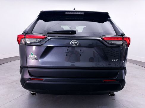 Used 2023 Toyota RAV4 XLE w/ Convenience Package FWD image 13