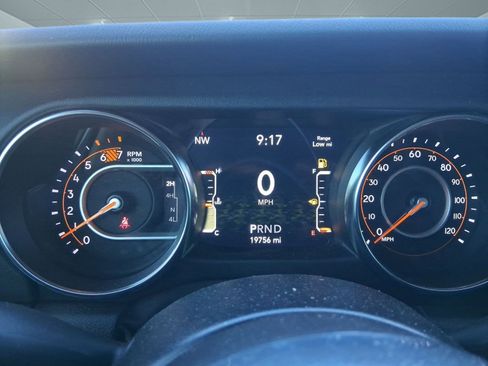 Used 2022 Jeep Wrangler Unlimited High Altitude image 18