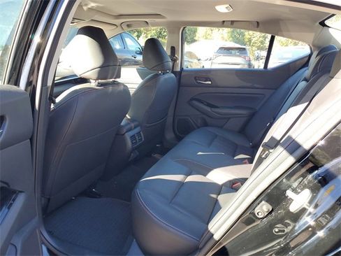 Used 2023 Nissan Altima 2.0 SR image 19