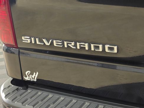 Used 2023 Chevrolet Silverado 1500 Custom AWD/4WD image 47
