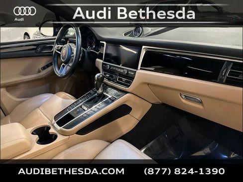 Used 2020 Porsche Macan AWD/4WD image 10
