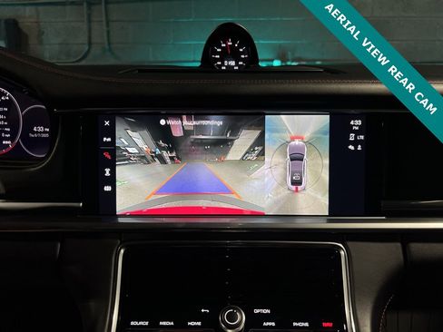 Used 2023 Porsche Panamera GTS image 10