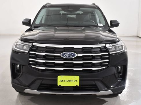 New 2026 Ford Explorer Active w/ Active Comfort Package AWD/4WD image 3