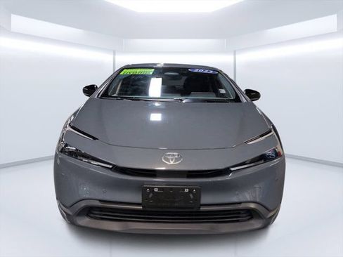 Used 2023 Toyota Prius LE FWD image 8