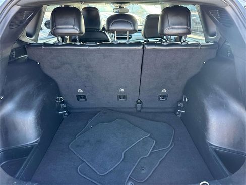 Used 2023 Jeep Compass Limited image 8