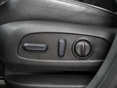 Used 2023 GMC Terrain SLT w/ Infotainment Package II AWD/4WD image 14
