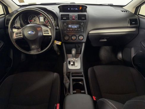Used 2014 Subaru Crosstrek 2.0i Premium w/ Moonroof Package AWD/4WD image 12