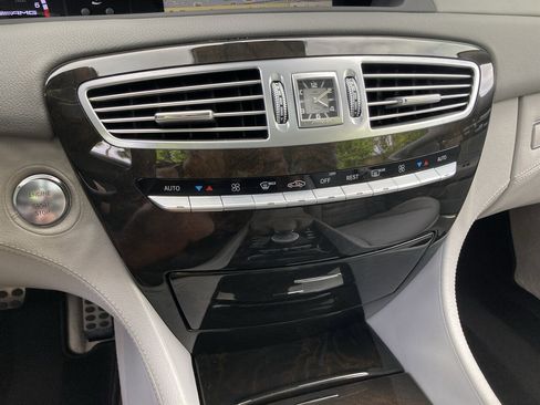 Used 2012 Mercedes-Benz CL 63 AMG image 27