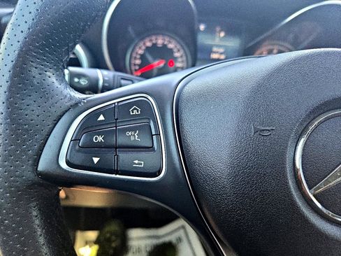 Used 2017 Mercedes-Benz GLC 300 w/ Premium 1 Package image 26