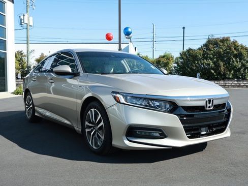 Used 2018 Honda Accord Hybrid image 3