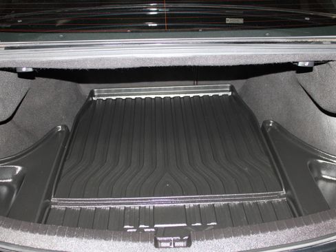Used 2015 Acura TLX V6 w/ Technology Package FWD image 33
