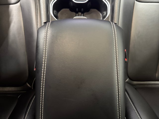 Used 2024 Jeep Grand Cherokee L Limited AWD/4WD image 16