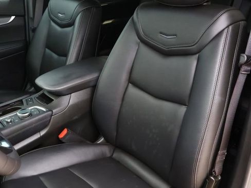 Certified 2024 Cadillac XT6 Luxury FWD image 18