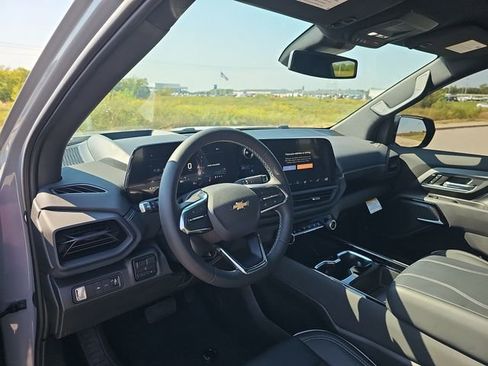 New 2026 Chevrolet Silverado EV LT w/ LPO, Dark Package Plus AWD/4WD image 10