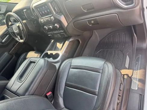 Used 2020 GMC Sierra 1500 Denali w/ Denali Premium Package AWD/4WD image 15