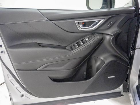 Used 2019 Subaru Forester Touring image 17