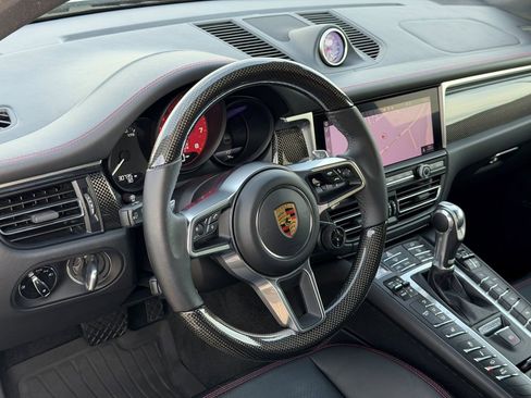 Used 2021 Porsche Macan GTS AWD/4WD image 23