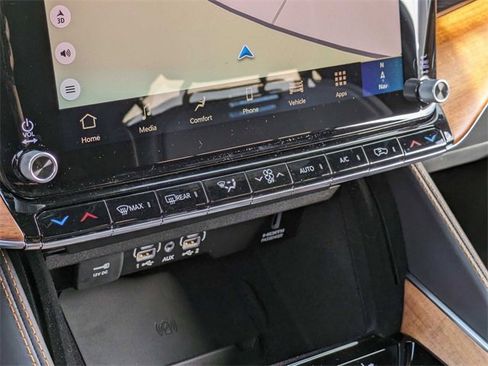 New 2024 Jeep Grand Wagoneer Series III image 21