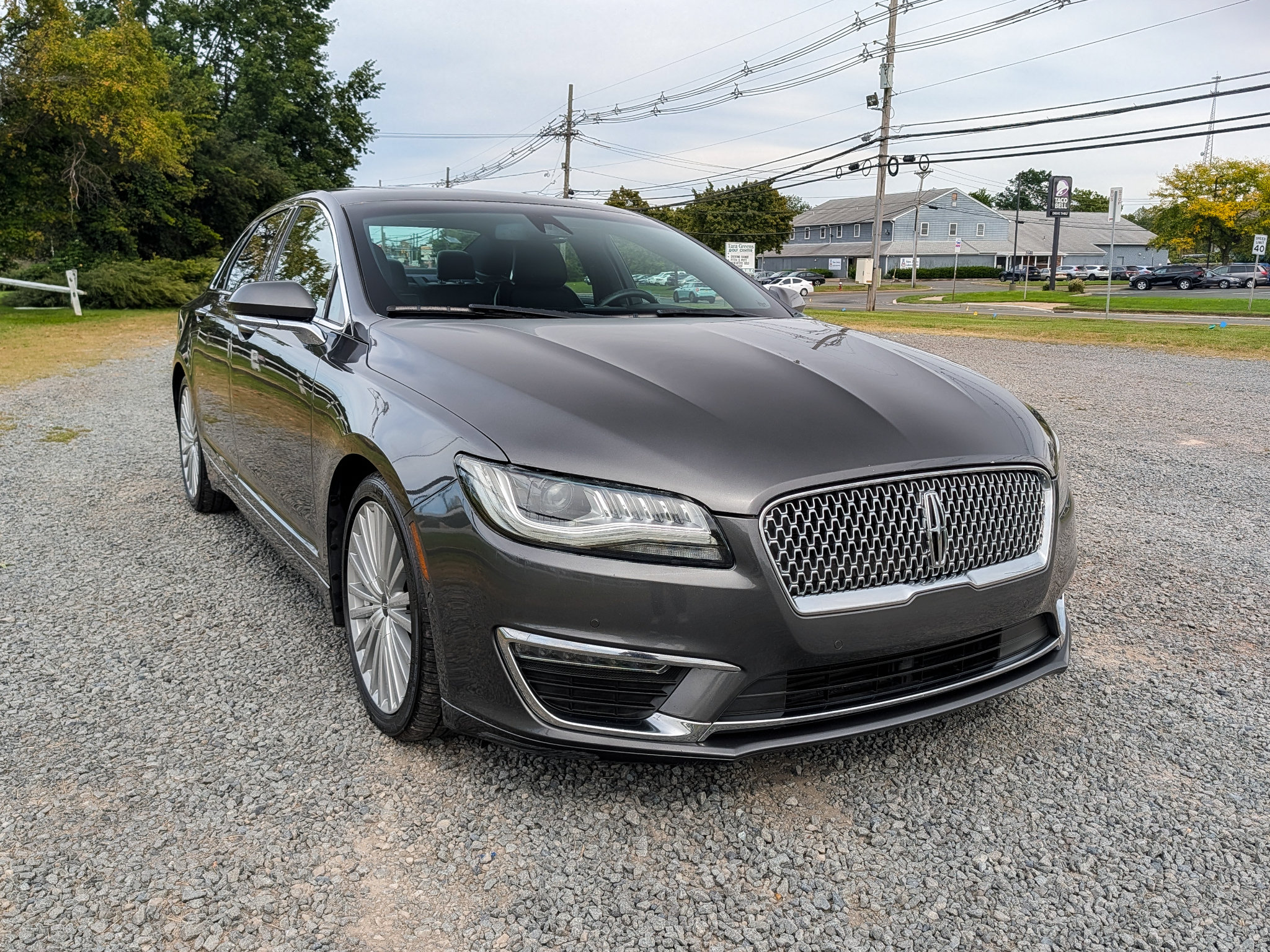 Used 2017 Lincoln MKZ Reserve w/ Technology Package AWD/4WD image 3