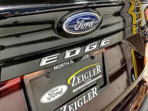 Certified 2024 Ford Edge SEL w/ Convenience Package image 8