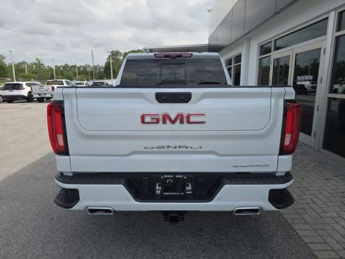New 2026 GMC Sierra 1500 Denali w/ Denali Reserve Package AWD/4WD image 7