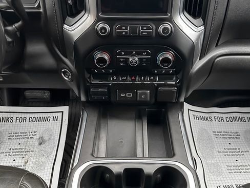 Used 2020 Chevrolet Silverado 2500 LTZ image 17