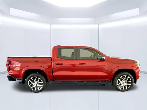 Used 2024 Chevrolet Colorado Z71 w/ Z71 Convenience Package 2 AWD/4WD image 5