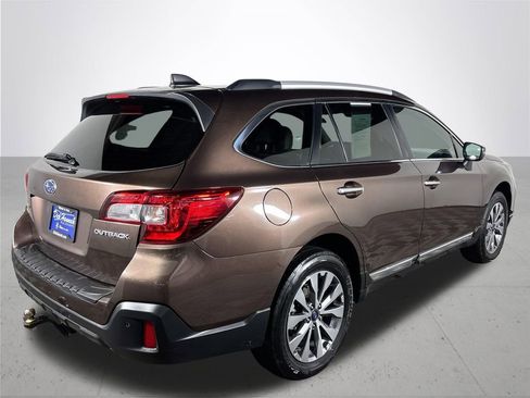Used 2019 Subaru Outback 2.5i Touring w/ Popular Package #3A image 6