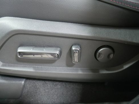 New 2025 Honda Pilot Black Edition image 16