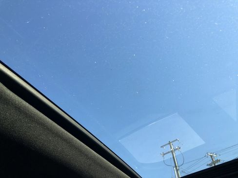 New 2025 Jeep Grand Cherokee Laredo X w/ Luxury Tech Group I image 32