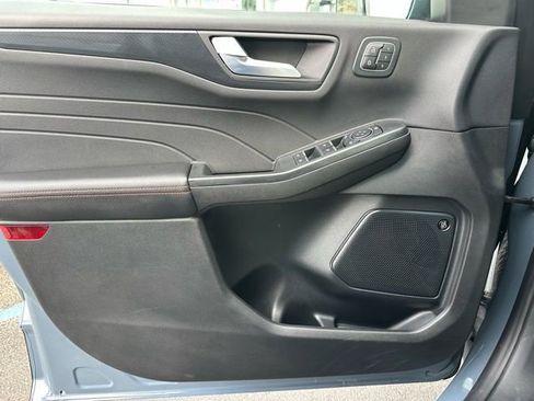 Used 2025 Ford Escape ST-Line Elite w/ Tech Pack #2 image 24