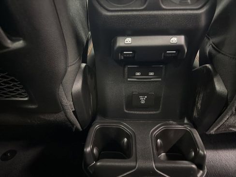 Used 2023 Jeep Gladiator Mojave w/ LED Lighting Group AWD/4WD image 11