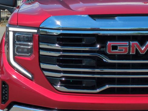 Used 2024 GMC Sierra 1500 SLT w/ SLT Premium Package AWD/4WD image 46