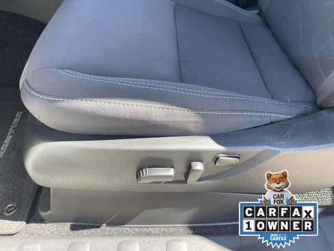 Used 2025 Nissan Frontier SV RWD image 21