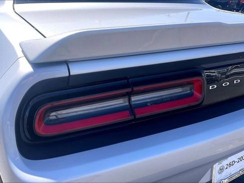 Used 2022 Dodge Challenger SXT RWD image 32