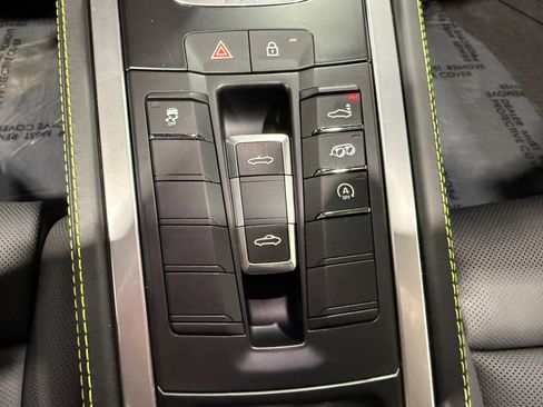 Used 2025 Porsche 718 Boxster S image 57