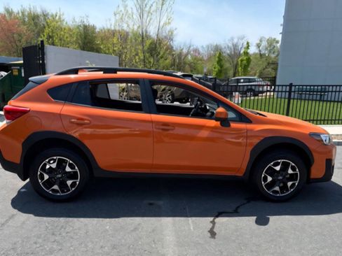 Used 2020 Subaru Crosstrek 2.0i Premium w/ Moonroof Package 2 image 21
